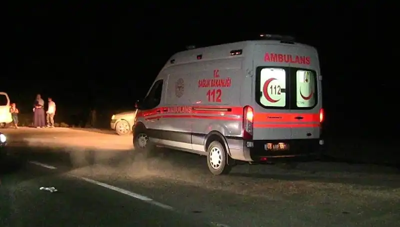Motosiklet Kazasında Bir Kişi Hayatını Kaybetti, Diğeri Ağır Yaralandı