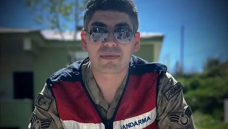 Kadir Astsubay Halı Saha Maçında Hayatını Kaybetti: Detaylar Sarsıcı!