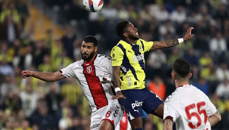 Fenerbahçe’de Uyum Bozukluğu: Sistem Çökerken Hangi Yol Seçilecek?