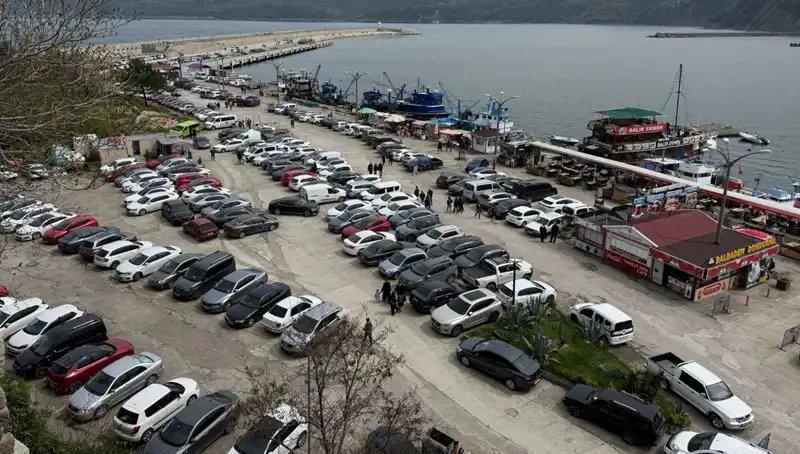 Bayramda İlçeye Akın Etti: 4 Günde 14 Bin 600 Araç Girişi