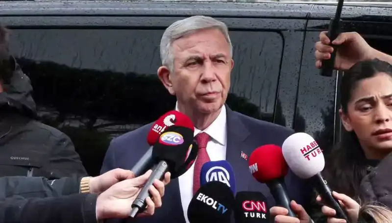 Mansur Yavaş, Dilek İmamoğlu'nu Ziyaret Etti: Hukukun Önemi Vurgulandı