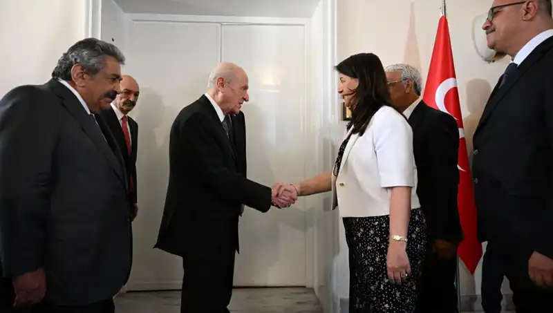 Bahçeli, DEM Parti Heyetiyle Görüşerek Yeni Stratejileri Değerlendirdi