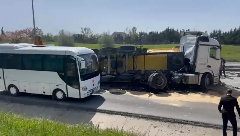 Büyükçekmece TEM Otoyolu’nda Trafik Kazası: 3 Saat Süren Kapalı Yol Kuyruk Oluşturdu