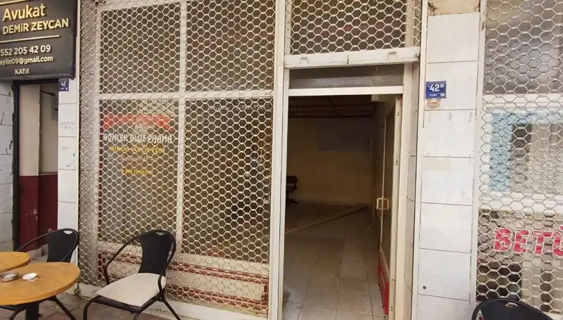 Yarım Asırlık Dükkan Kapandı: Anılar ve Hikayeler Kaldı