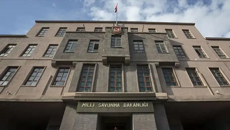 Yunan Askere Tepki: TSK'dan Böyle Hakaretler Görülmez!