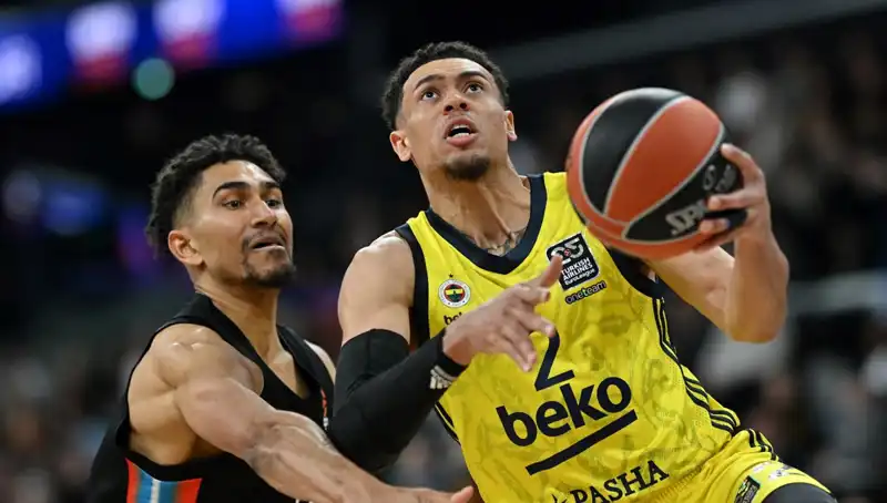 Fenerbahçe-Beşiktaş Derbisinin Programı Açıklandı: Tarih ve Saat Belli Oldu!