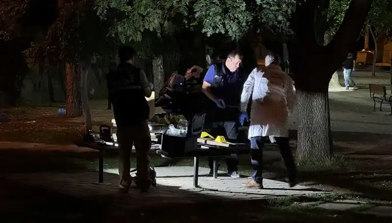 Kanlı Hesaplaşma: Sözde Husumet Bir Can Aldı, İki Kişiyi Yaraladı!