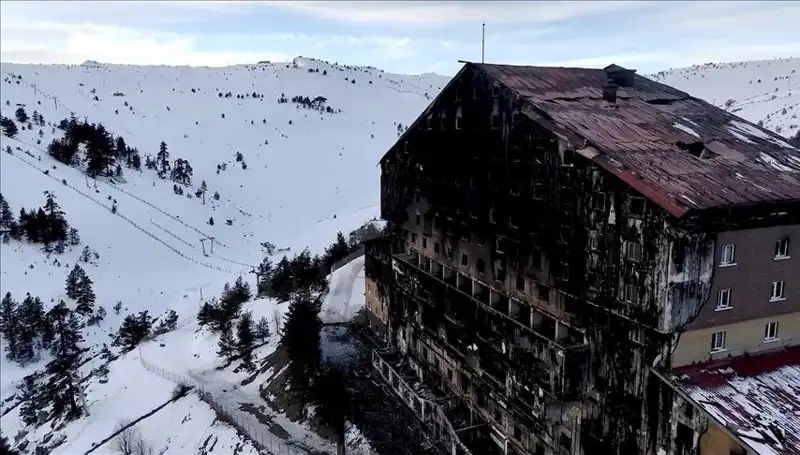 Kartalkaya'daki Yangın Faciasında 8 Kişi Tahliye Edildi, Bölgeye Olan Etki Büyüyor